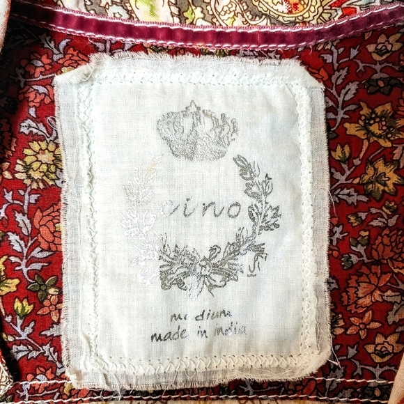 Cino designer button front, long sleeve top. Medium, Multi colored. - Picture 3 of 16